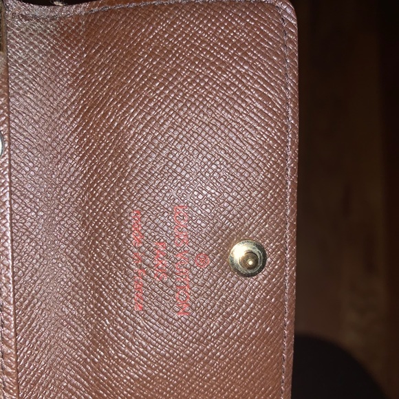 VINTAGE LOUIS VUITTON Damier Ebene 4 Ring Key Holder-100% AUTHENTIC-SALE!! - Picture 7 of 7